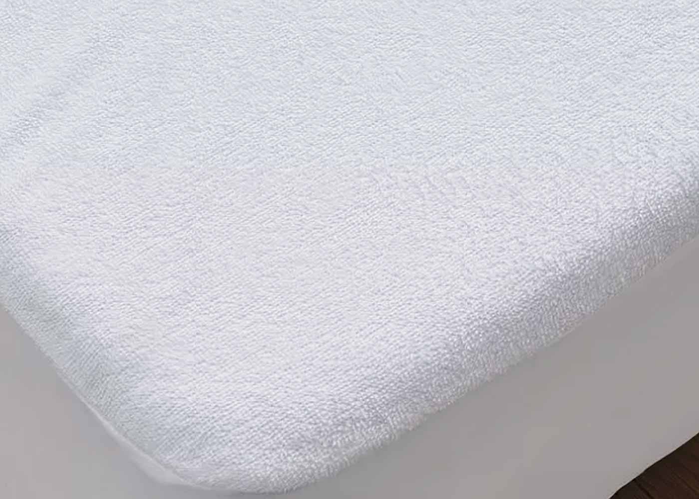 affordable-waterproof-mattress-cover-Hotel-laplace-zoom